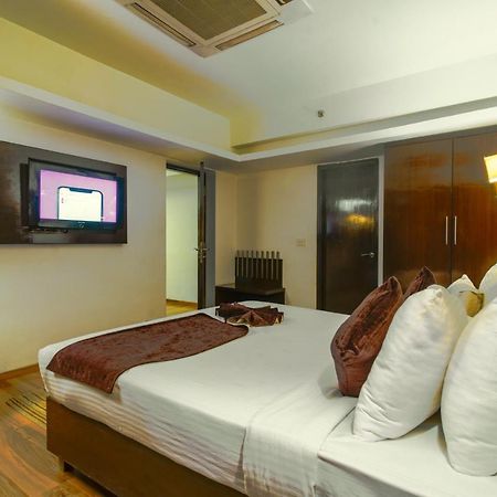 Gis Select Banjara Hill Hotel Хидерабад Екстериор снимка