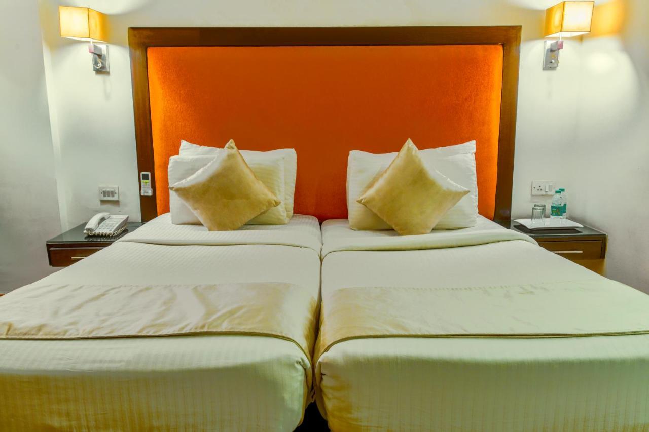 Gis Select Banjara Hill Hotel Хидерабад Екстериор снимка