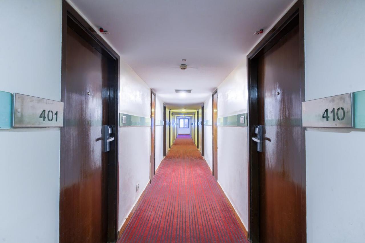 Gis Select Banjara Hill Hotel Хидерабад Екстериор снимка