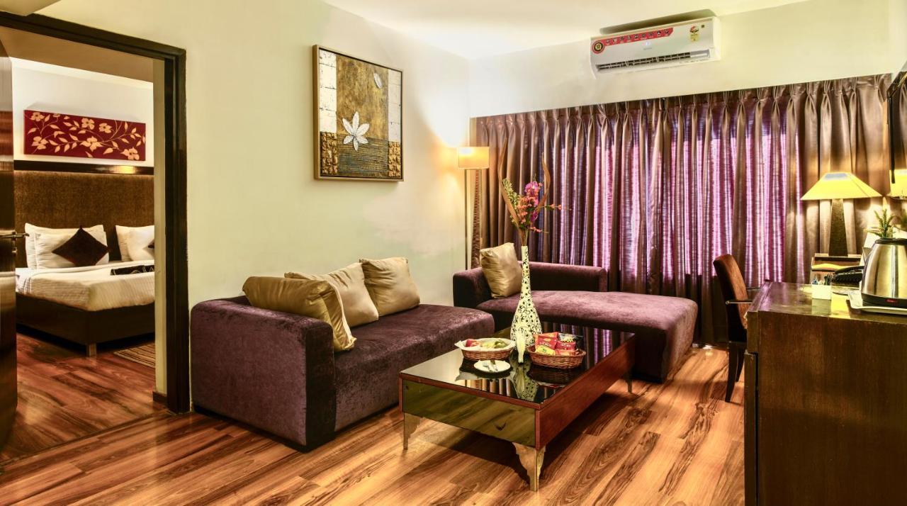 Gis Select Banjara Hill Hotel Хидерабад Екстериор снимка