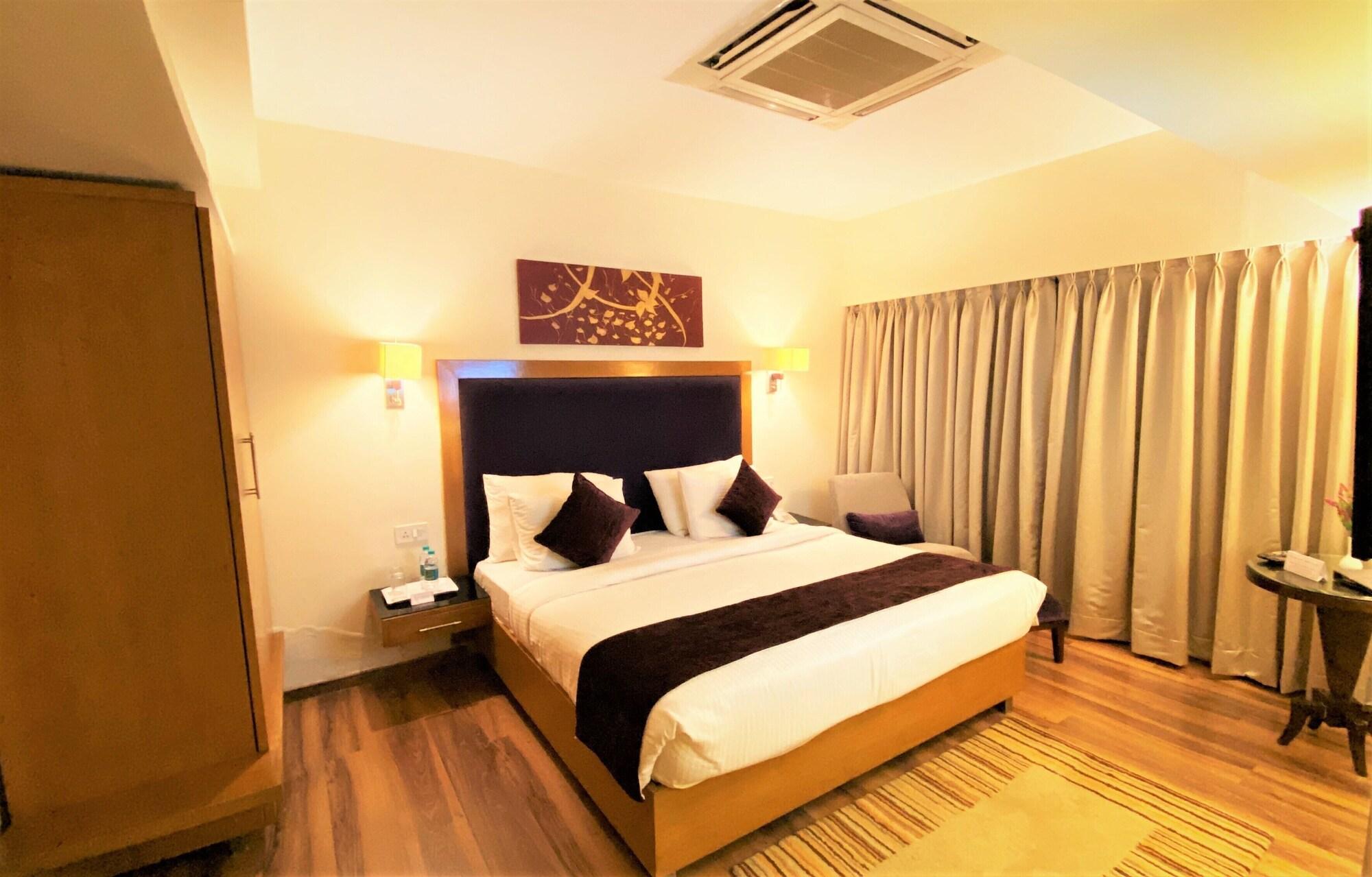 Gis Select Banjara Hill Hotel Хидерабад Екстериор снимка